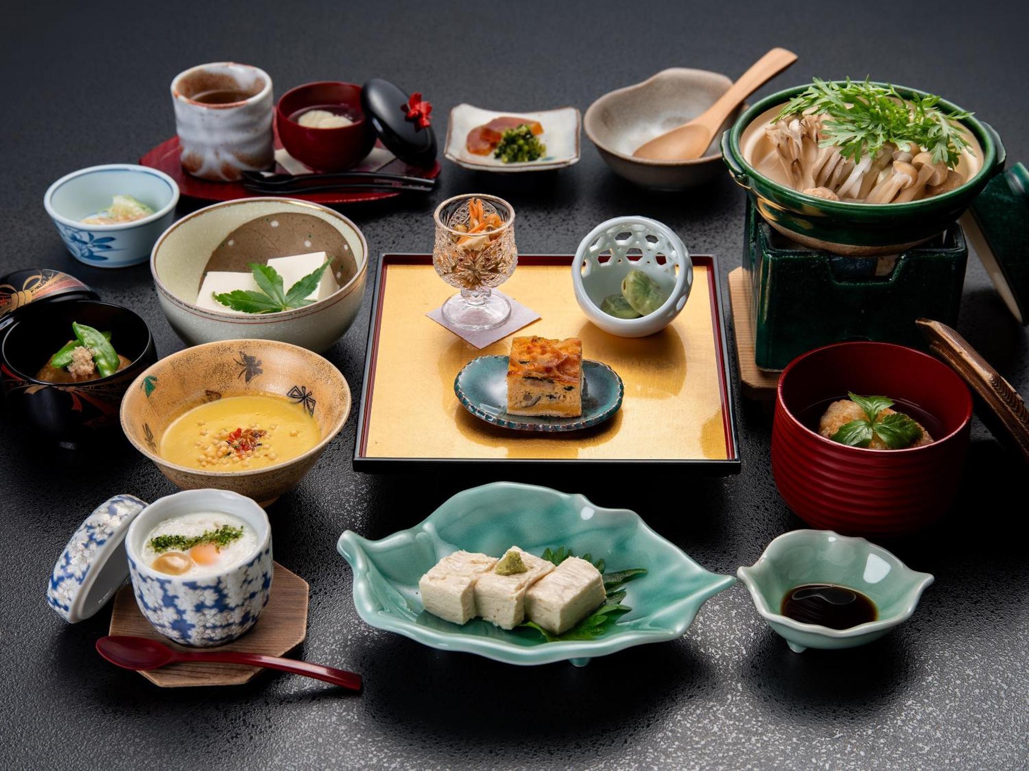Kageyu Hotel Isehara Екстериор снимка